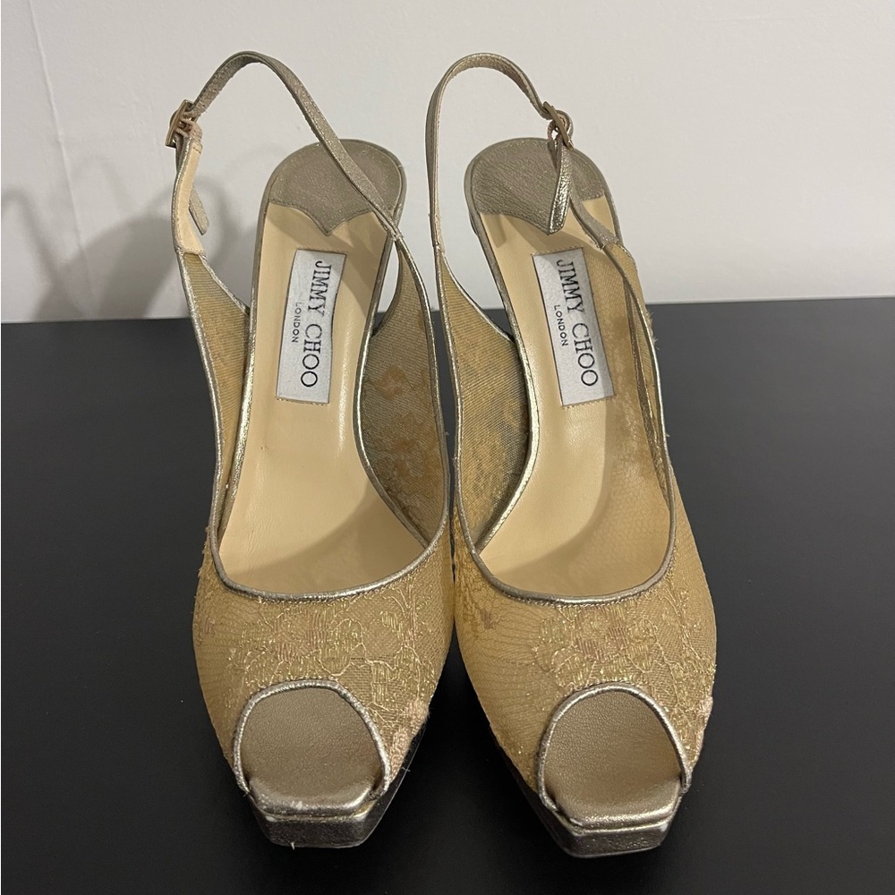 Jimmy Choo Dhalia Gold Metallic Lace Peep-Toe Heels – Size 38.5 (US 8.5)